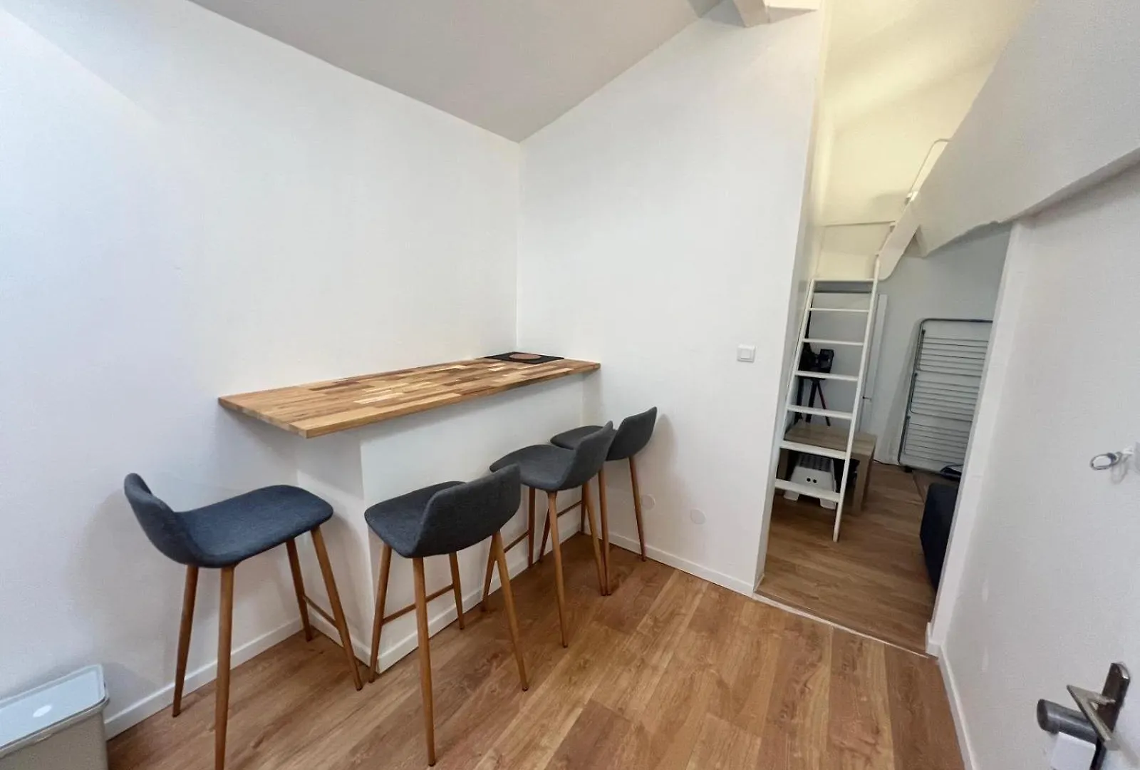 Studio Mezzanine Centre-Ville #12 Toulon
